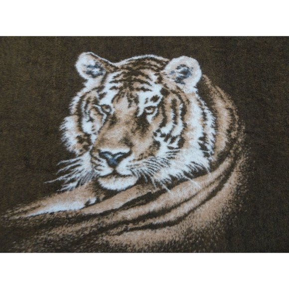 Lion Head Blanket 57 x 75 Reversible No Brand tag - Picture 4 of 5
